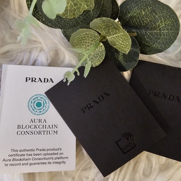 Prada Tissue+Wrapping+Authentication CARDS - Picture 3 of 8